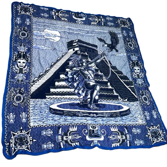 Stunning Myan Montezuma And Aztec Pyramid Blanket/Throw - Picture 1 of 9